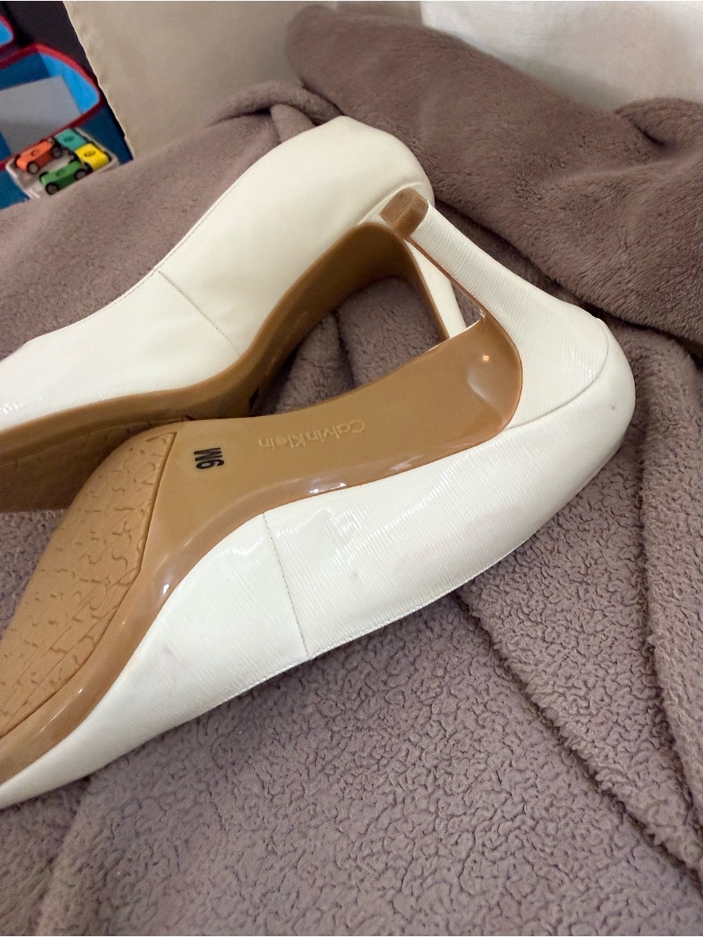 Calvin Klein White/Ivory Pointed-Toe Pump Heels - Picture 5 of 5
